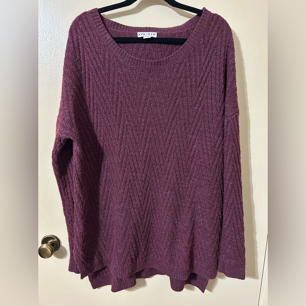 2X Sweater. Color Burgandy
Beautiful loose fit.
